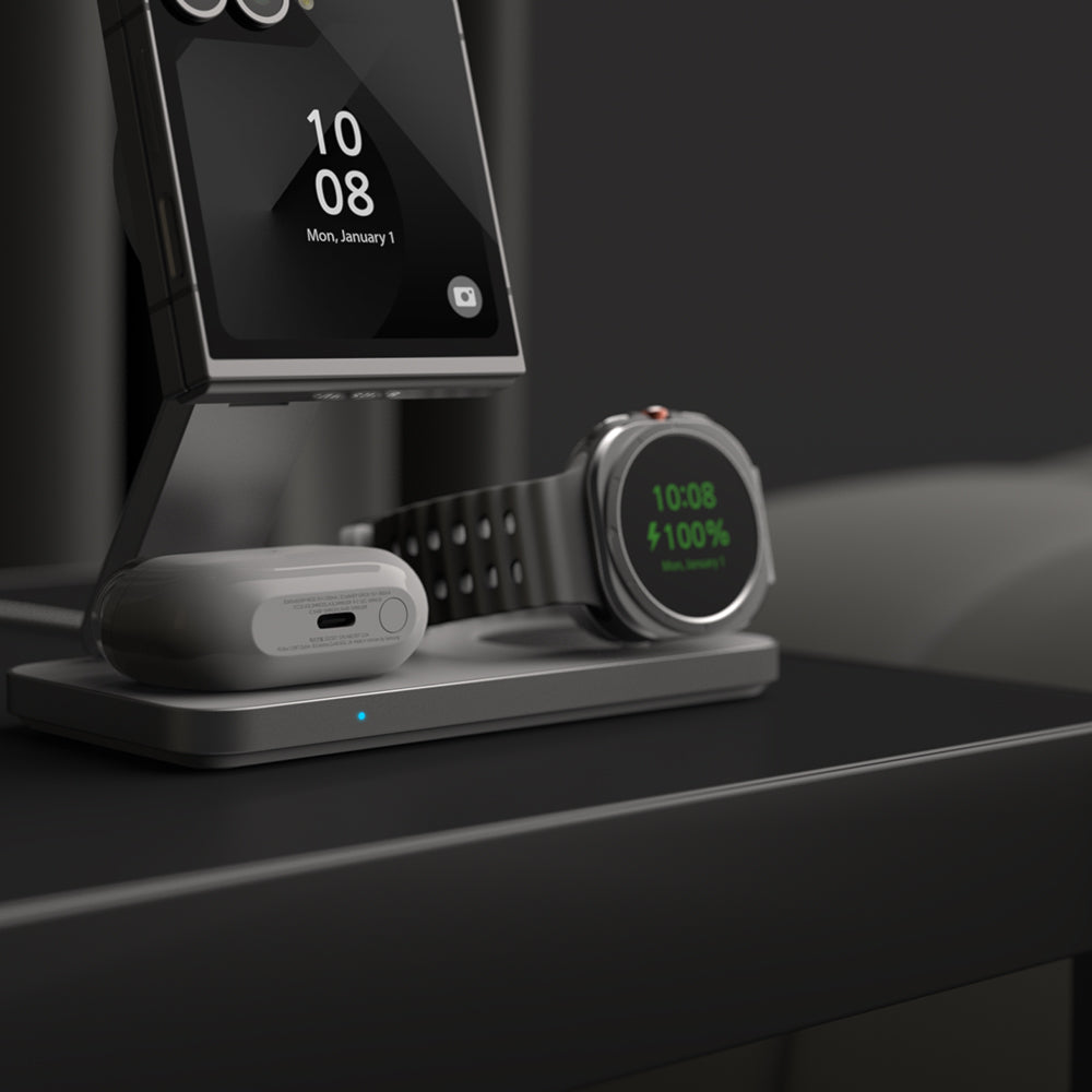 The soft LED indicator light is designed to provide clear charging status updates without disrupting your sleep. Whether on your bedside table or desk, the light remains unobtrusive while still functional.